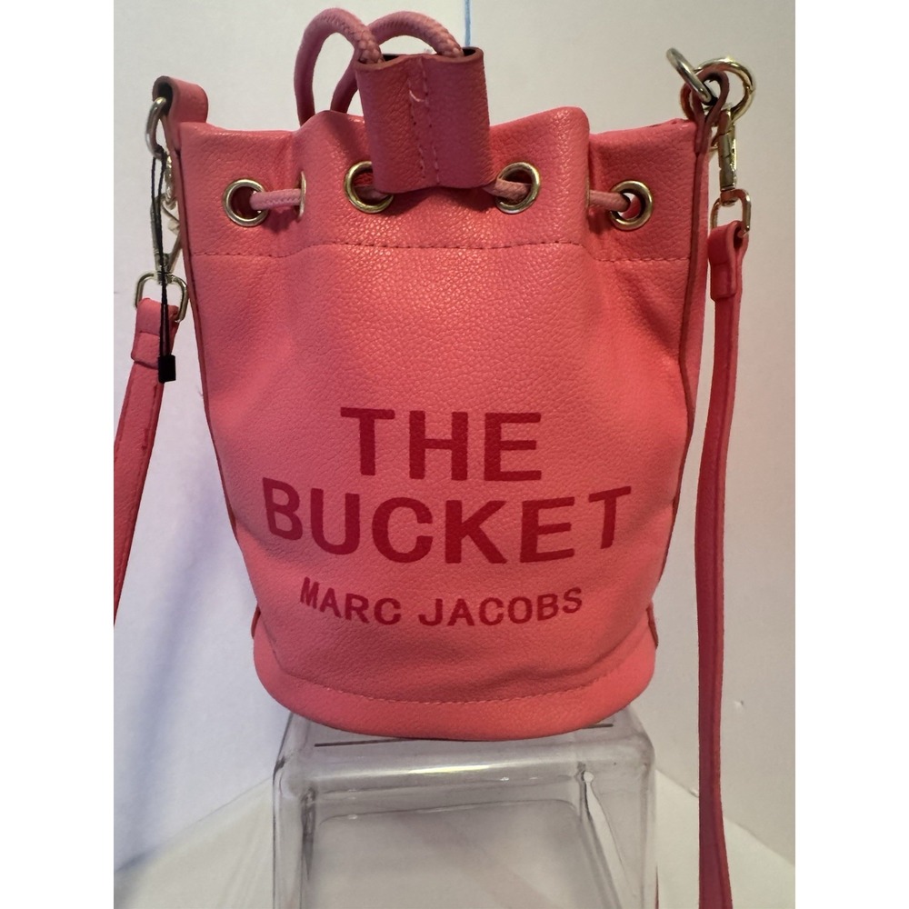 Marc Jacobs THE BUCKET drawstring crossbody Bubblegum PINK purse Rare Color